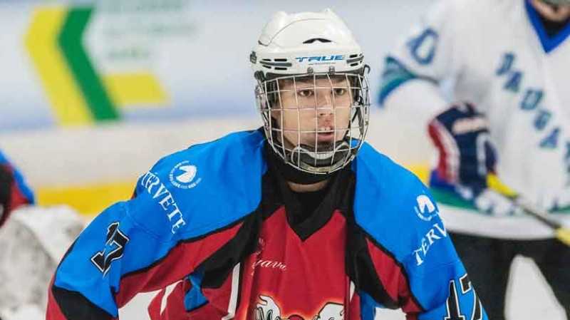 Aizsargam Bogdanam Hodasam 1+3 un pirmās zvaigznes gods WHL spēlē