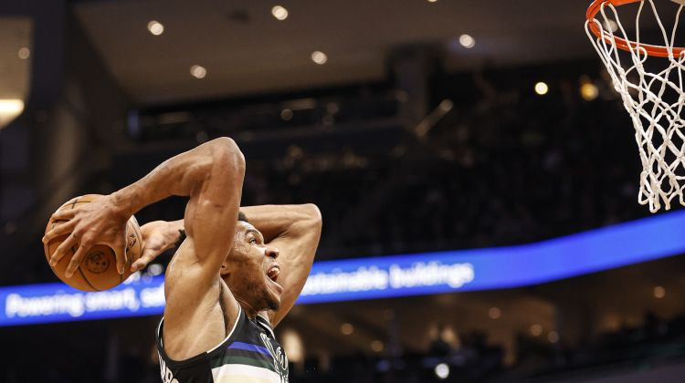 "Wizards" izcila galotne, Adetokunbo 32+20, Sabonis un Valančūns izceļas lietuviešu duelī