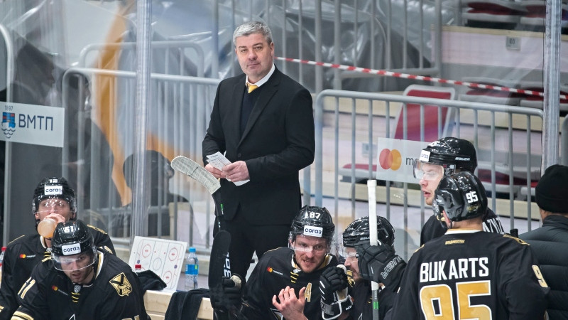 Tambijevs debitē pie KHL kluba stūres, latviešu pārstāvētais "Admiral" zaudē Ufai