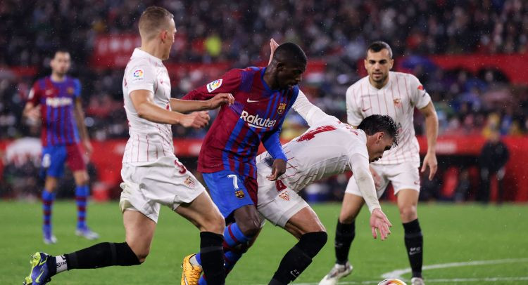 "Barcelona" vairākumā netiek pie uzvaras pret "Sevilla"
