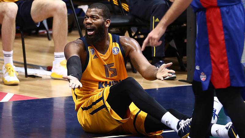Timmas un Bertāna bijušais komandas biedrs tiek pie 10 dienu līguma NBA