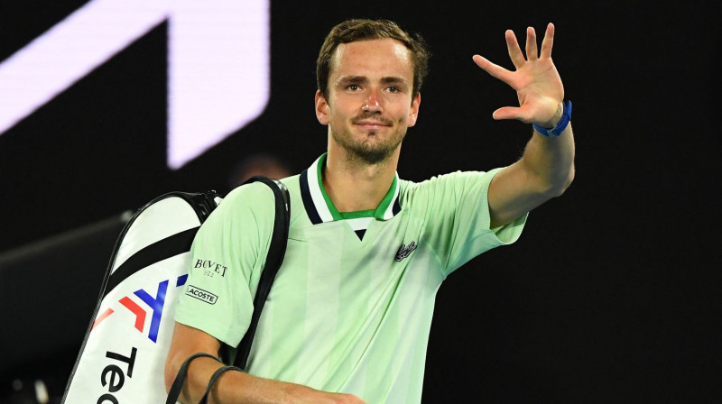 Traumas dēļ apdraudēta ranga otrā numura Medvedeva dalība ''French Open''