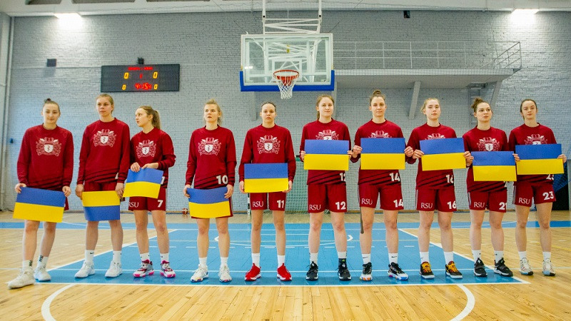 Motei 14 punkti otrajā puslaikā, RSU sper platu soli "play-off" virzienā