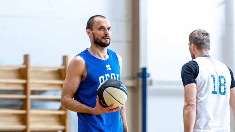 Blaus noslēdz basketbolista karjeru un pievienojas LU treneru korpusam