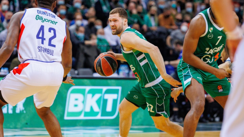 Strēlnieka ''Žalgiris'' zaudē ''Anadolu Efes'', Oly grauj grieķu derbijā