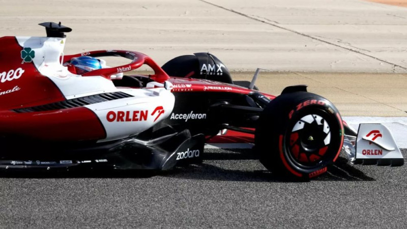 "Alfa Romeo" jaunā sponsora dēļ maina F1 komandas nosaukumu
