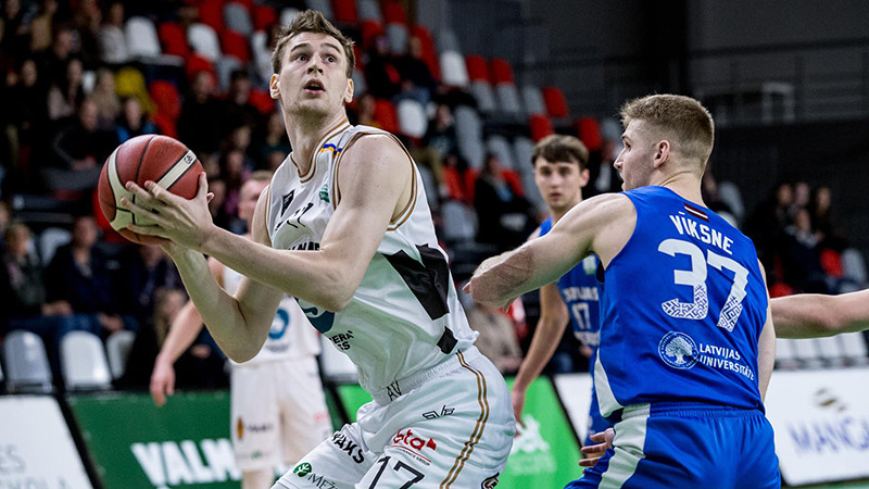 Ukraiņu uzbrucēja Voinaloviča 23 punkti kaldina valmieriešu uzvaru play-off ievadā