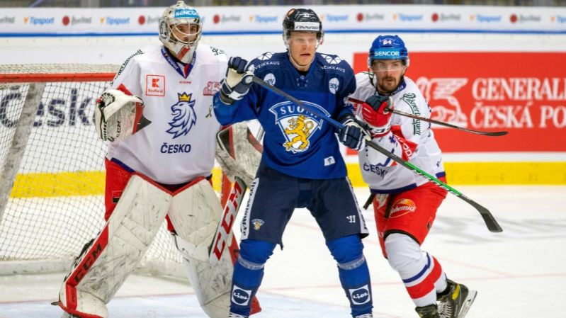 Zviedri gūst tikai vienus vārtus pret Austriju, Somijai un Čehijai 16 bullīšu sērija