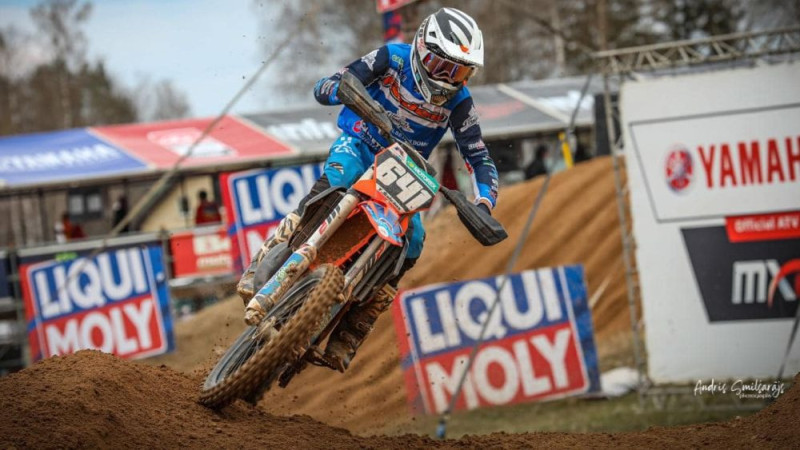 Latviešu sportistiem pjedestāli Igaunijas motokrosa čempionātā
