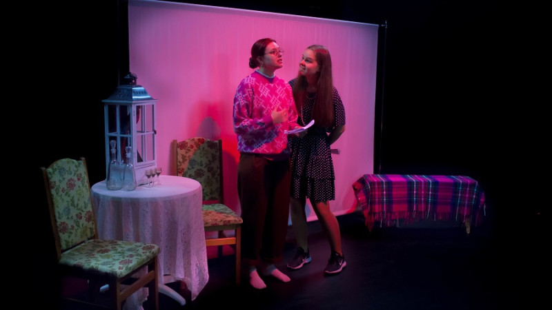 Dramaturgu teātrī iestudē lugu “Vai Jūs vēlaties parunāt par Kristu?”