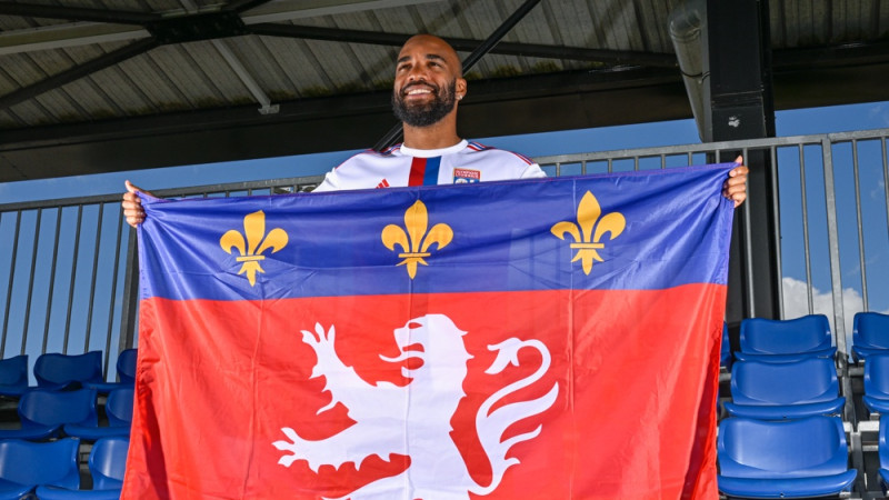 Lakazets pēc piecām sezonām ''Arsenal'' atgriežas Lionas ''Olympique''