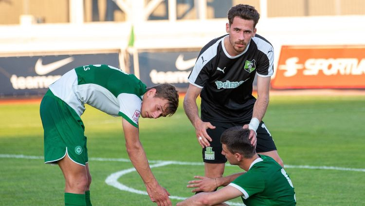 "Auda" izvairās no tehniskā zaudējuma par laikus nepieteikta futbolista došanos laukumā