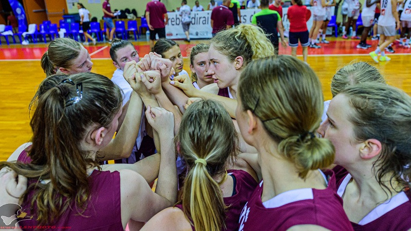 Latvijas U18 meitenes galotnē neaptur Jocīti un piekāpjas Lietuvai
