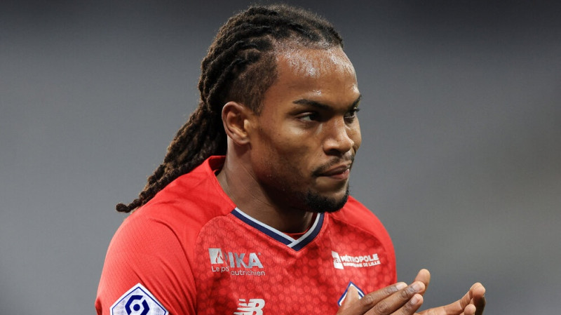 PSG par 15 miljoniem eiro iegādājas portugāļu pussargu Renatu Sanšišu