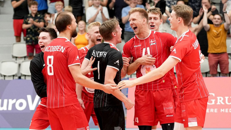 Latvijas pretinieki somi zaudē punktu Austrijā, dāņiem panākums pār Turciju