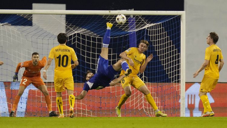 Zagrebas "Dinamo" iesit šķērītē un uzvar pagarinājumā, "Rangers" līksmo Eindhovenā
