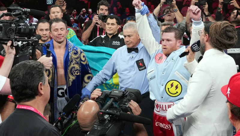 Alvaress pret Golovkinu cīnījies ar plaukstas locītavas savainojumu