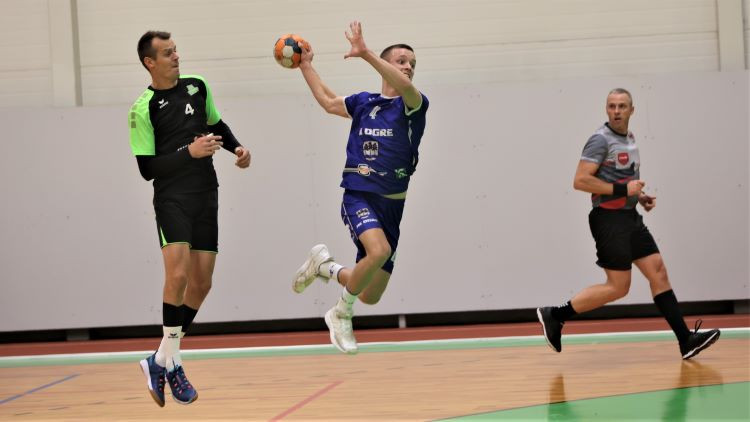 Pa uzvarai izcīna "HK Ogre/Hydrox" un "ASK Zemessardze/LSPA"