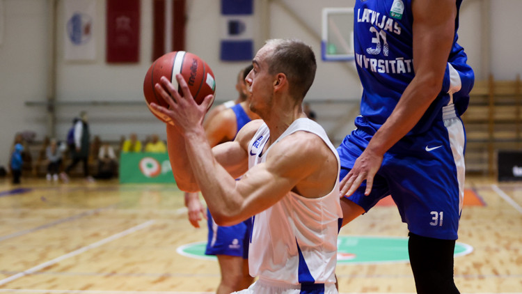 Dārgais tuvu ''triple-double'' Ogres pirmajā sezonas uzvarā