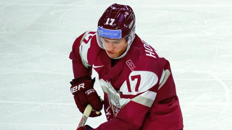 Hodass otro spēli pēc kārtas rezultatīvs Rietumu hokeja līgā Kanādā
