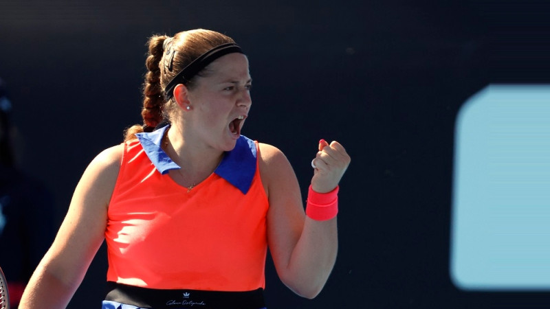 Ostapenko grauj un pirmoreiz iekļūst "Australian Open" astotdaļfinālā