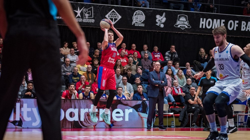 EK: Meiera un Raimo ''Kalev'' zaudē turkiem, Vecvagaram 11 punkti debijā