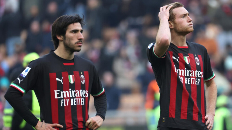 Čempione ''Milan'' ielaiž piecus pret ''Sassuolo'', Monca viesos pārspēj ''Juventus''