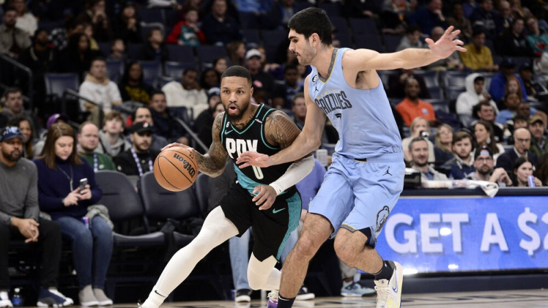 ''Celtics'' sagrauj ''Nets'', Lilardam 42+10 ''Trail Blazers'' uzvarā Memfisā