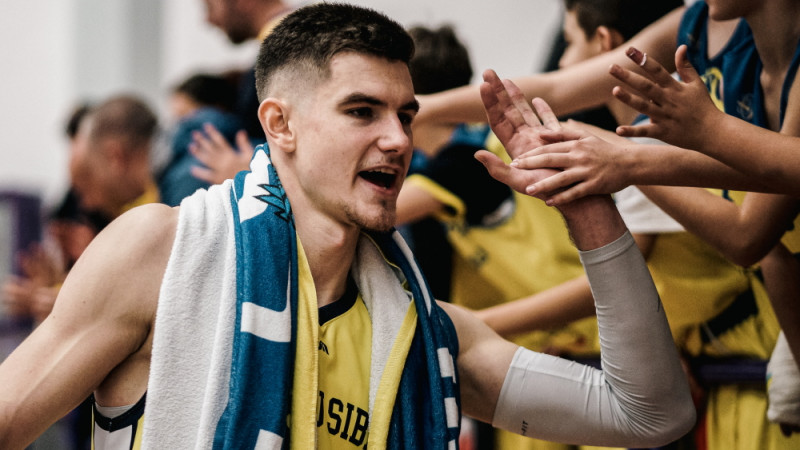 Blumbergam daudzpusīgs sniegums komandas uzvarā Rumānijas čempionātā