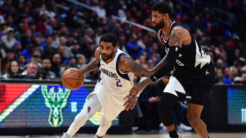 Ērvings Mavs debitē ar 24 punktiem un uzvaru, ''Celtics'' uzvar ''76ers''