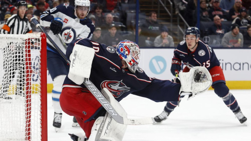 Korpisalo atvaira 37 metienus, Kolumbusa pamet NHL pēdējo vietu