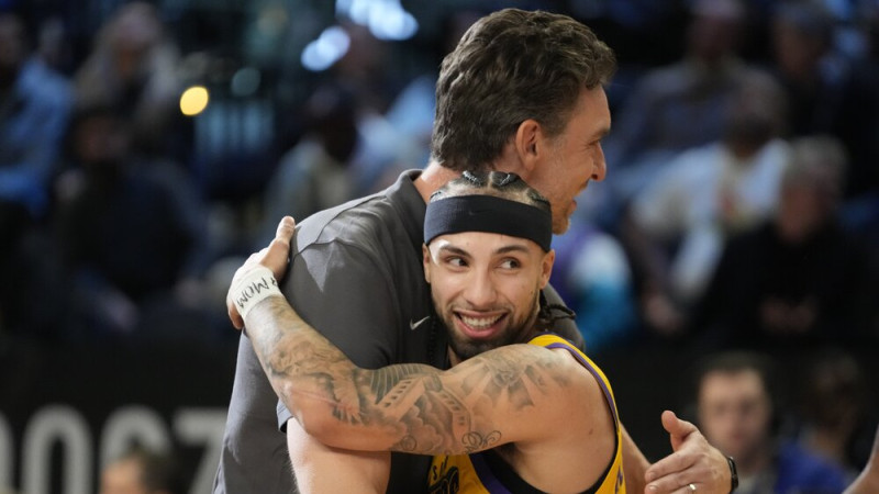 Pau Gazola trenētā komanda triumfē NBA Uzlecošo zvaigžņu spēlē