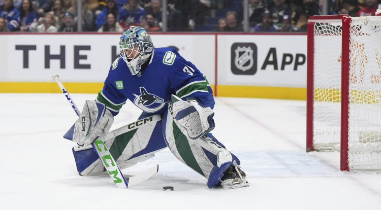 NHL debitējušais Šilovs kopā ar Vankūveras "Canucks" dosies arī uz izbraukuma spēlēm