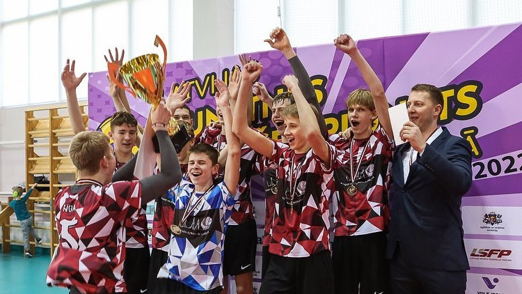 U17 LČ uzvar RVS volejbolisti un Daugavpils BJSS volejbolistes