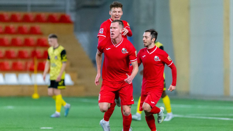Uldriķis tiek sūtīts uz maiņu "Cambuur" sagrāvē, A. Emsim uzvara pār bijušo klubu