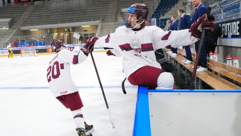 Latvijas U18 izlase pasaules čempionātu turpinās pret spēcīgo Somiju