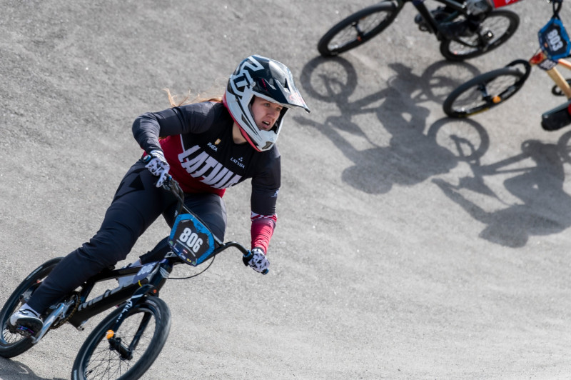 Latvijas BMX braucējiem medaļu raža Valmierā aizvadītajā UEC EK 5. posmā