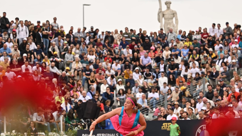 Ostapenko sasniedz Romas "WTA 1000" trešo kārtu