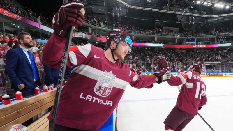 Kādas atzīmes pienākas Latvijas izlases hokejistiem spēlē pret Slovēniju?