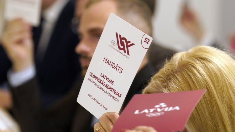 Uz LOK prezidenta krēslu trīs kandidāti: Vlasenko, Buks un Feldmanis