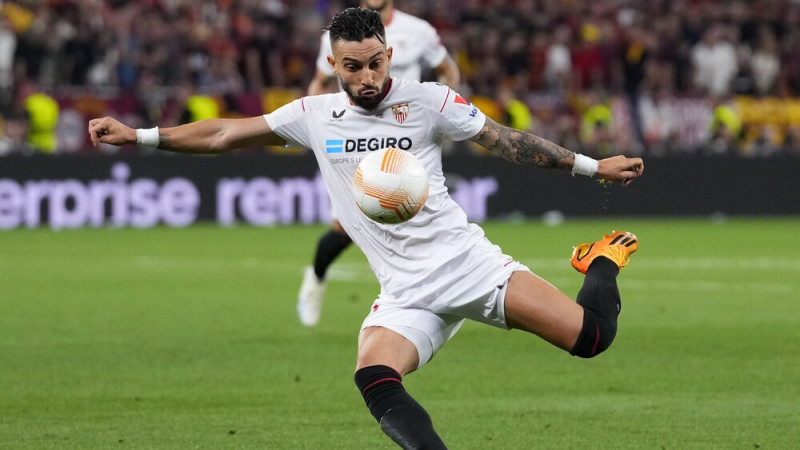 Brazīlietis Telešs no MU pārceļas uz Saūda Arābijas klubu ''Al-Nassr''