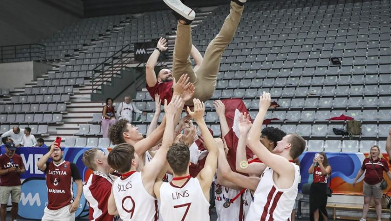 Statistika: Latvijas U18 izlase B divīzijā triumfēja ar stabilitāti