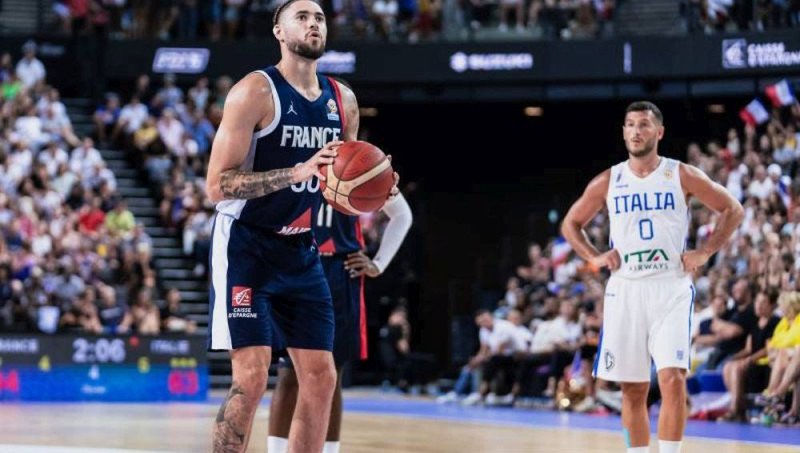 Šmita ''Anadolu Efes'' uz divām sezonām tiek pie Francijas izlases aizsarga