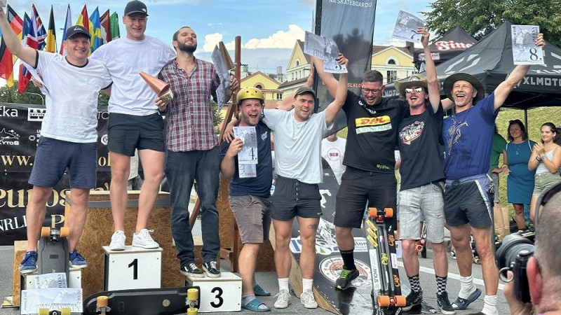 Pirmo reizi Eiropas čempionāta kopvērtējumā skeitbordā latvieši aizņem visu goda pjedestālu