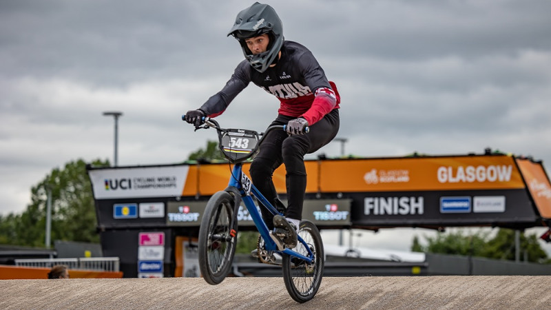 Treimanim ceturtā un devītā vieta EK noslēdzošajos posmos BMX