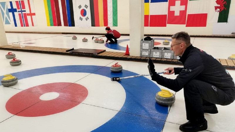 Jeske/Veidemanis uzvar Latvijas kērlinga jaukto pāru "Grand Prix" piektajā posmā