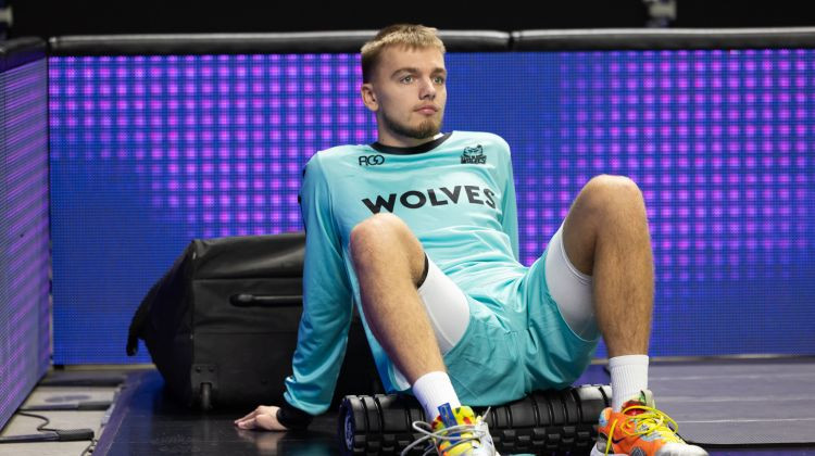 Žagaram debijā septiņas piespēles, Banki superkausa finālā, Pasečņikam 15+6
