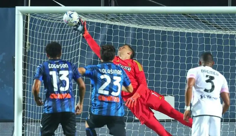 Ščensnijs glābj "Juventus" vārtus, Lukaku iesit "Roma" uzvarā