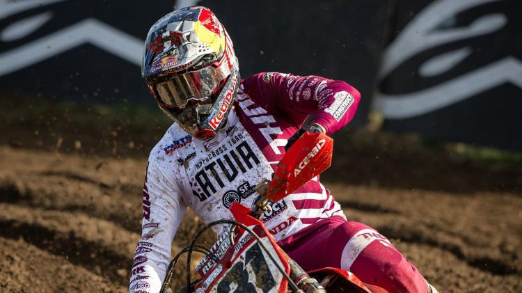 Jonass un Reišuļi izcīna Latvijai 12. vietu Nāciju kausā motokrosā