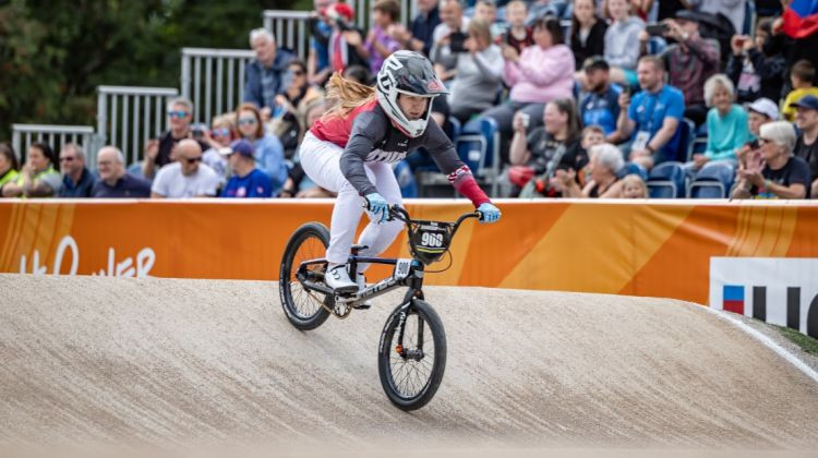 BMX riteņbraucējai Stūriškai kritiens U-23 Pasaules kausa posma pusfinālā